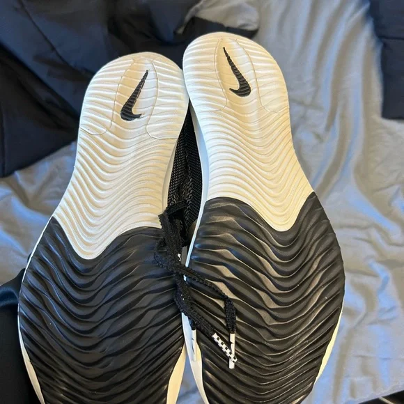 Brand new Nike streakfly NWOT - Picture 3 of 7